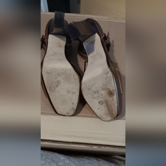 Max Studio Brown Open Toe Heels - Picture 3 of 4